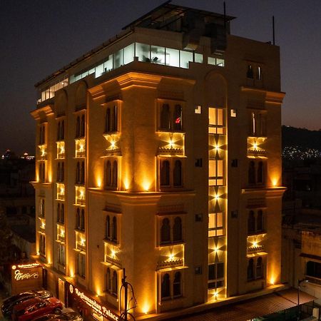 Raghunandan Palace - A Premier Boutique Stay, City Center & 500 Meters From City Railway Station Udaipur Exterior foto
