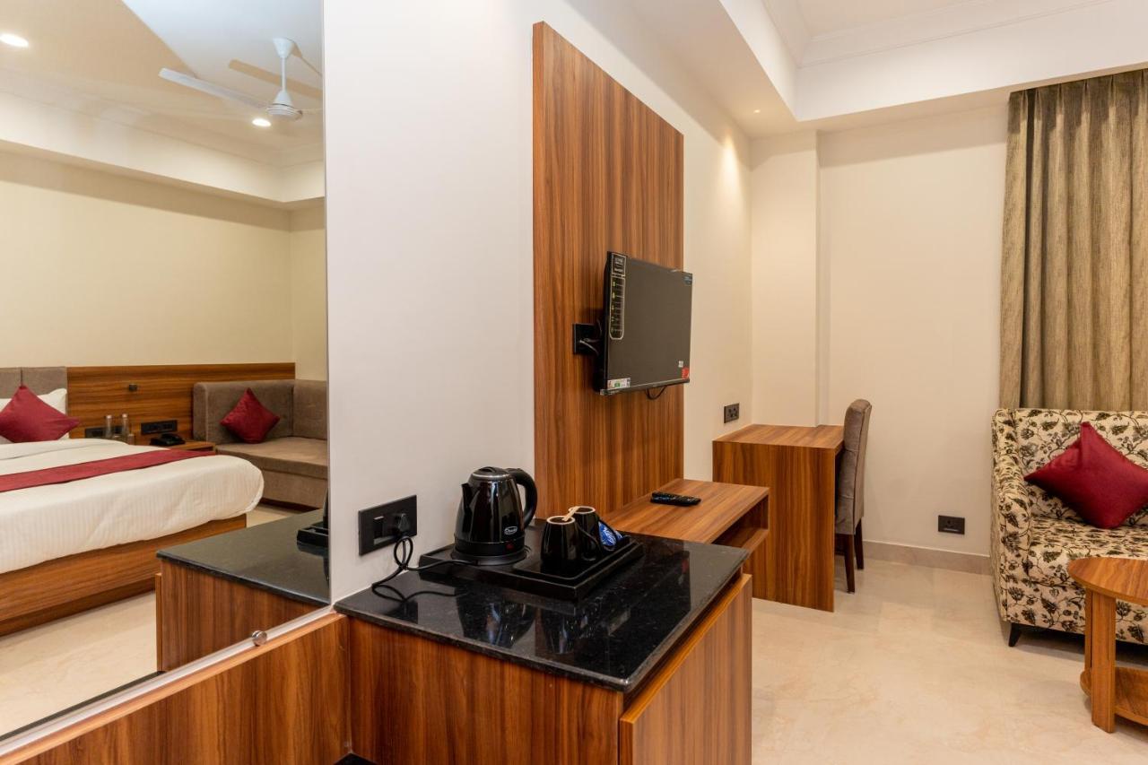 Raghunandan Palace - A Premier Boutique Stay, City Center & 500 Meters From City Railway Station Udaipur Exterior foto